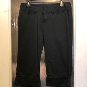 Black denim capris
